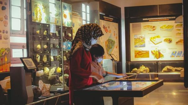 Museum Geologi Rumah Sejarah Bumi & Petualangan