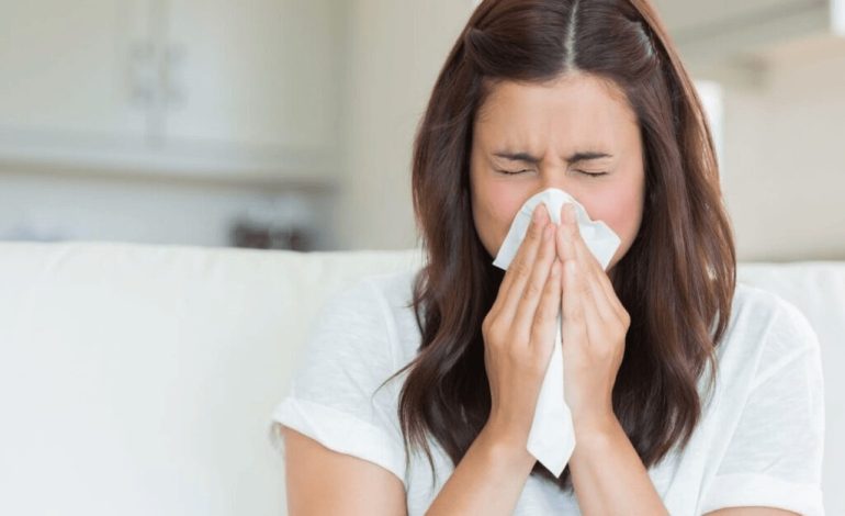 Kamu Tidak Bisa Bersin Sambil Membuka Mata? Mari Bedah Mitos